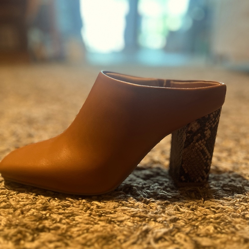 A New Day Mule Heels - Size 6